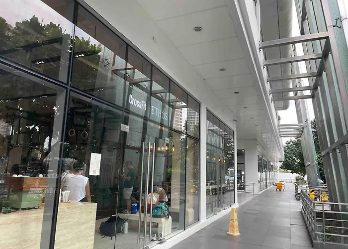 Cool 1br Acqua Livingstone Netflix Pool And Gym Manila